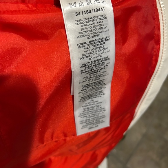 Men’s Gucci, DETACHABLE SLEEVE puffer jacket size 54 made in Italy - Picture 9 of 11